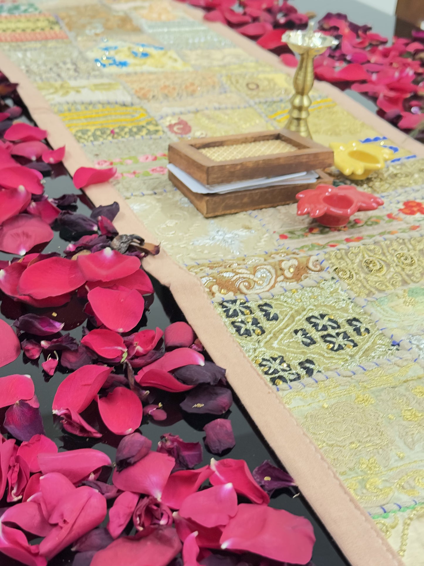 Beige Kambadiya Patchwork Rajasthani Table Runner