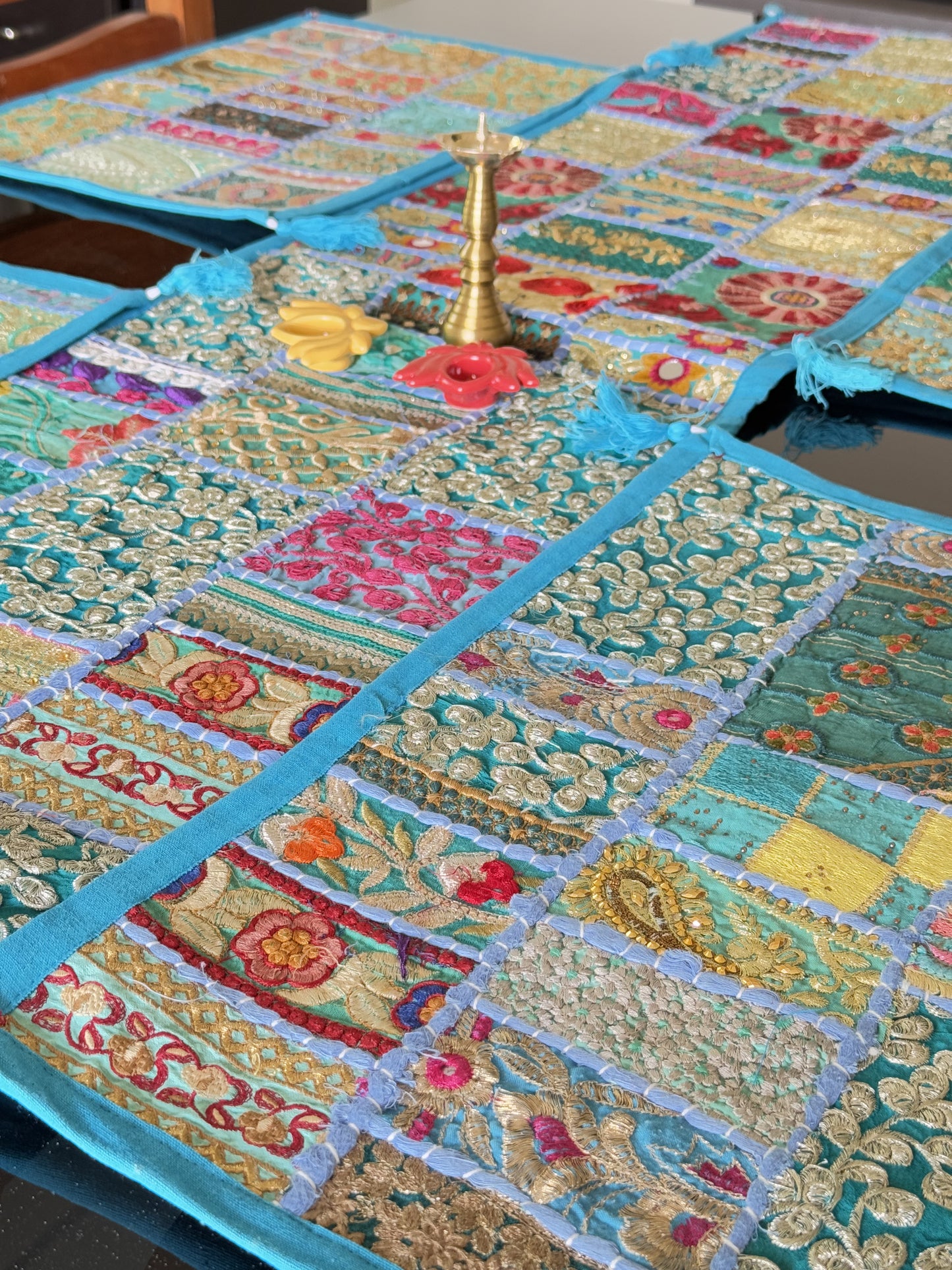 Light Blue Kambadiya Patchwork Rajasthani Table Runner Set with 6 Placemats