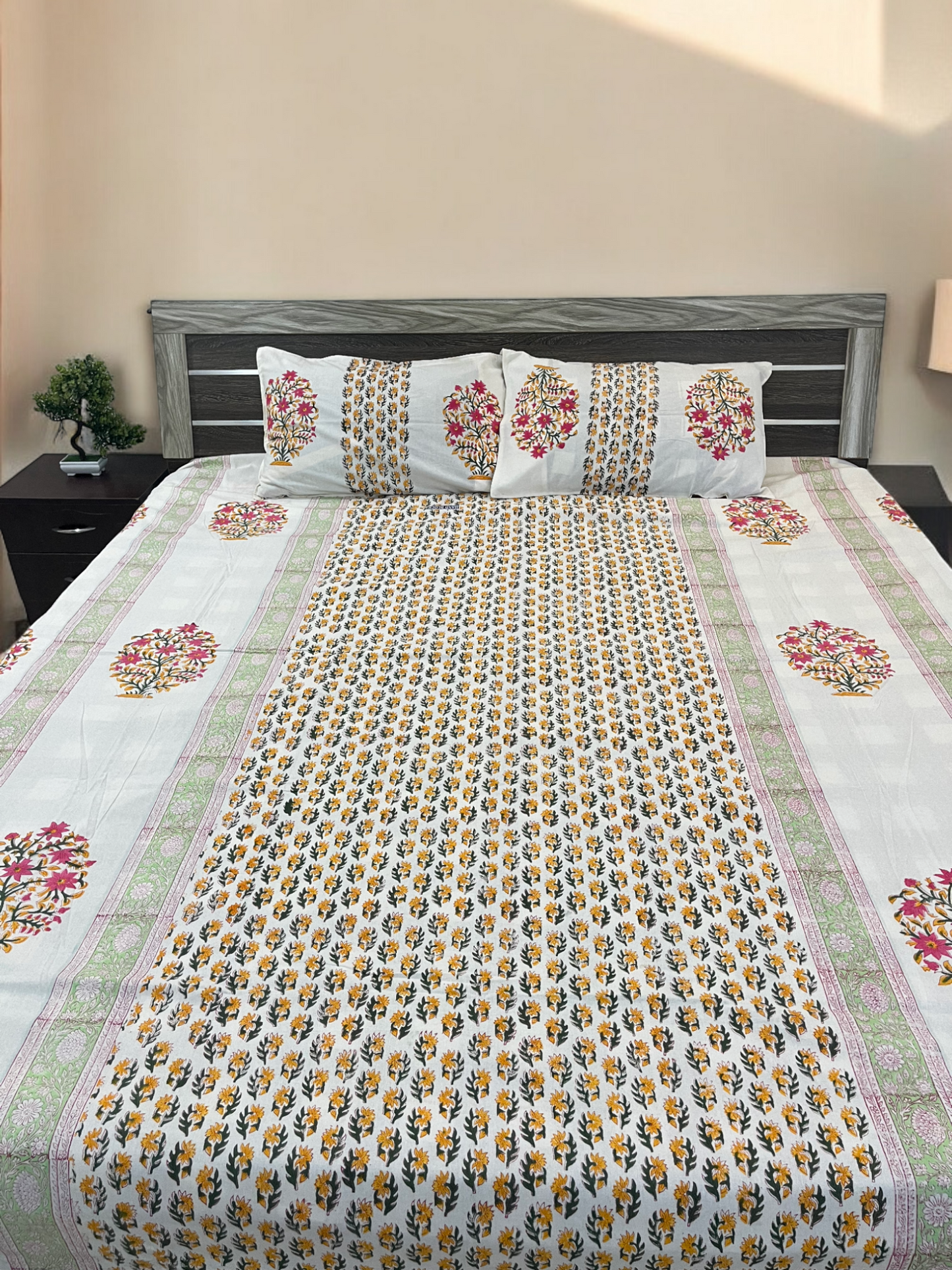 Handblock Floral Abstract Print Bedsheet (White and Pink)