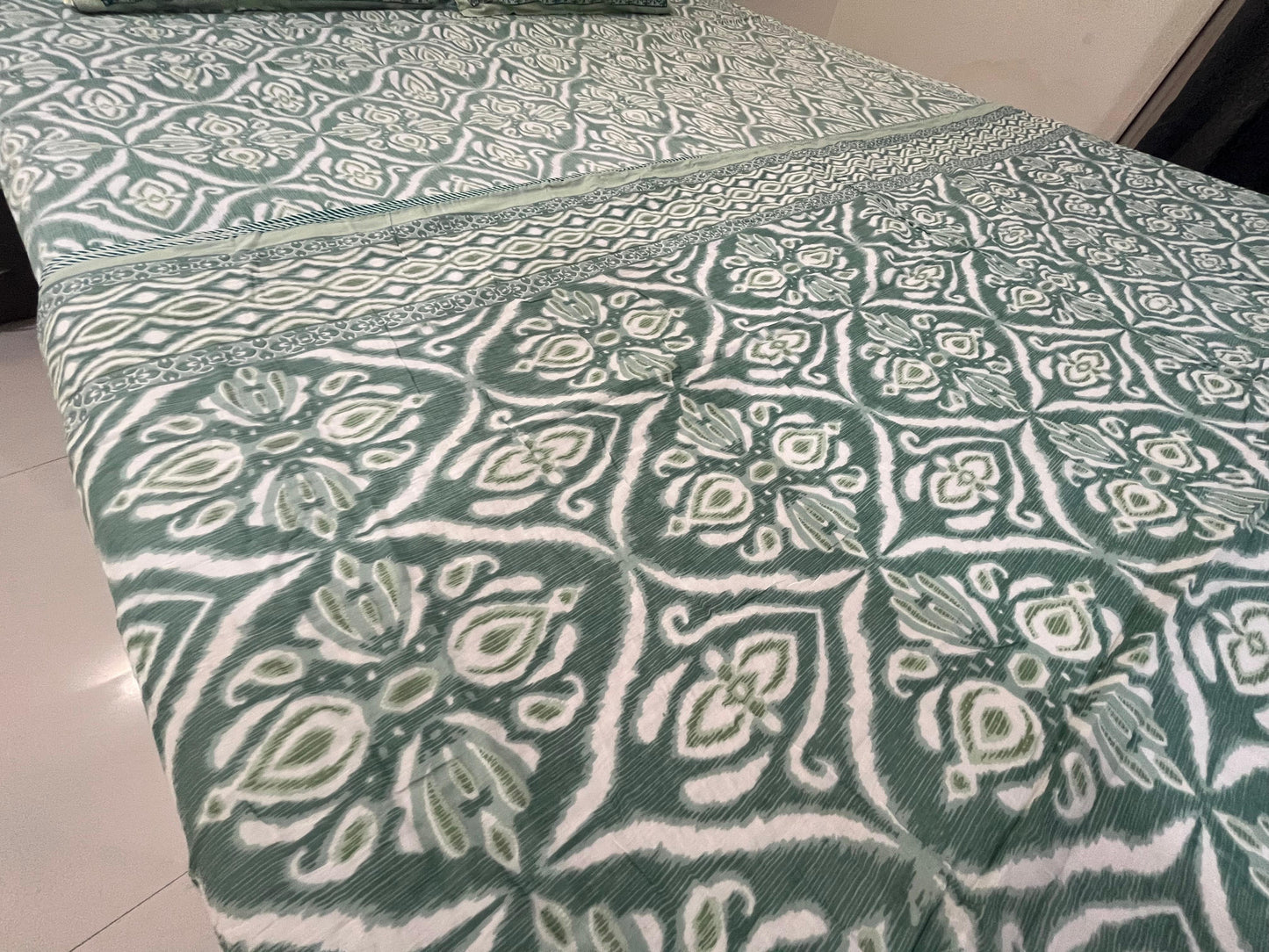 Green Ikat Style Dohar