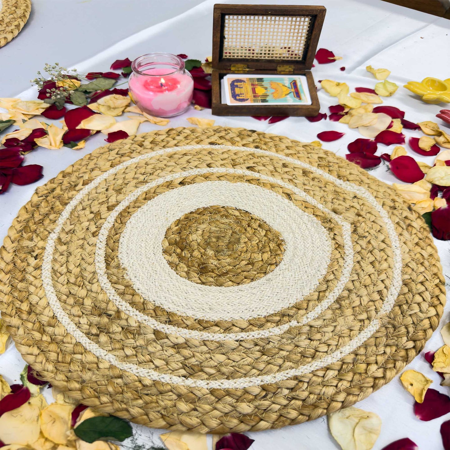 White Circle Jute Table Placemat (Pack of 2) – Eco-Friendly and Stylish