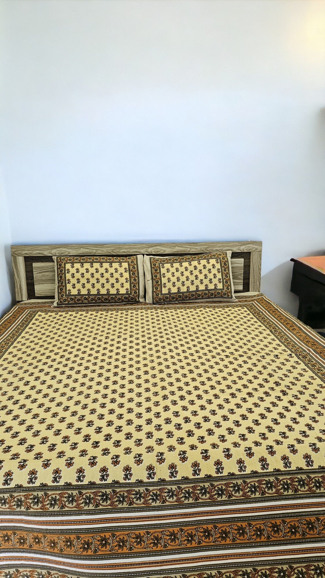 Light Yellow Double Bedsheet with 2 Pillow Cover