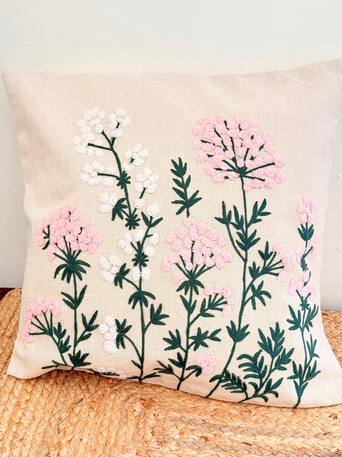 Pastel White and Pink Decorative Cushion Covers – Elegant Cotton Throw Pillow Covers