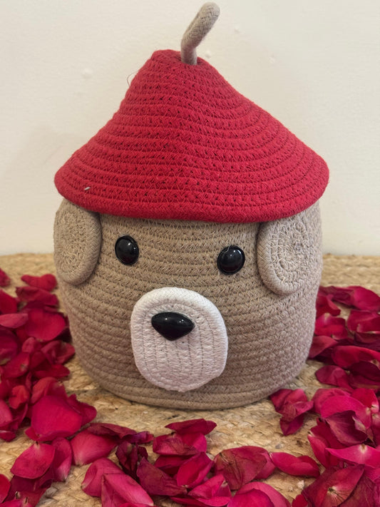 Beige and Red Hat Organiser with Cover – Stylish and Functional Storage Solution