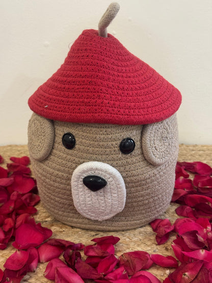 Beige and Red Hat Organiser with Cover – Stylish and Functional Storage Solution