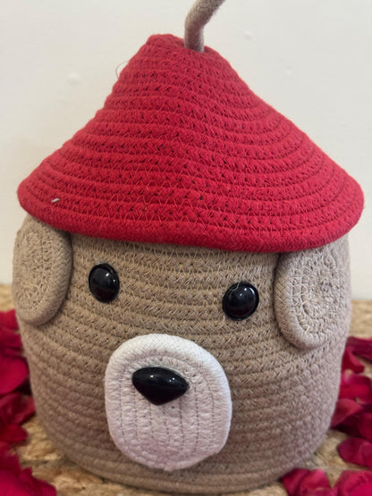 Beige and Red Hat Organiser with Cover – Stylish and Functional Storage Solution