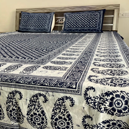 White Abstract Indigo Cotton Bedsheet