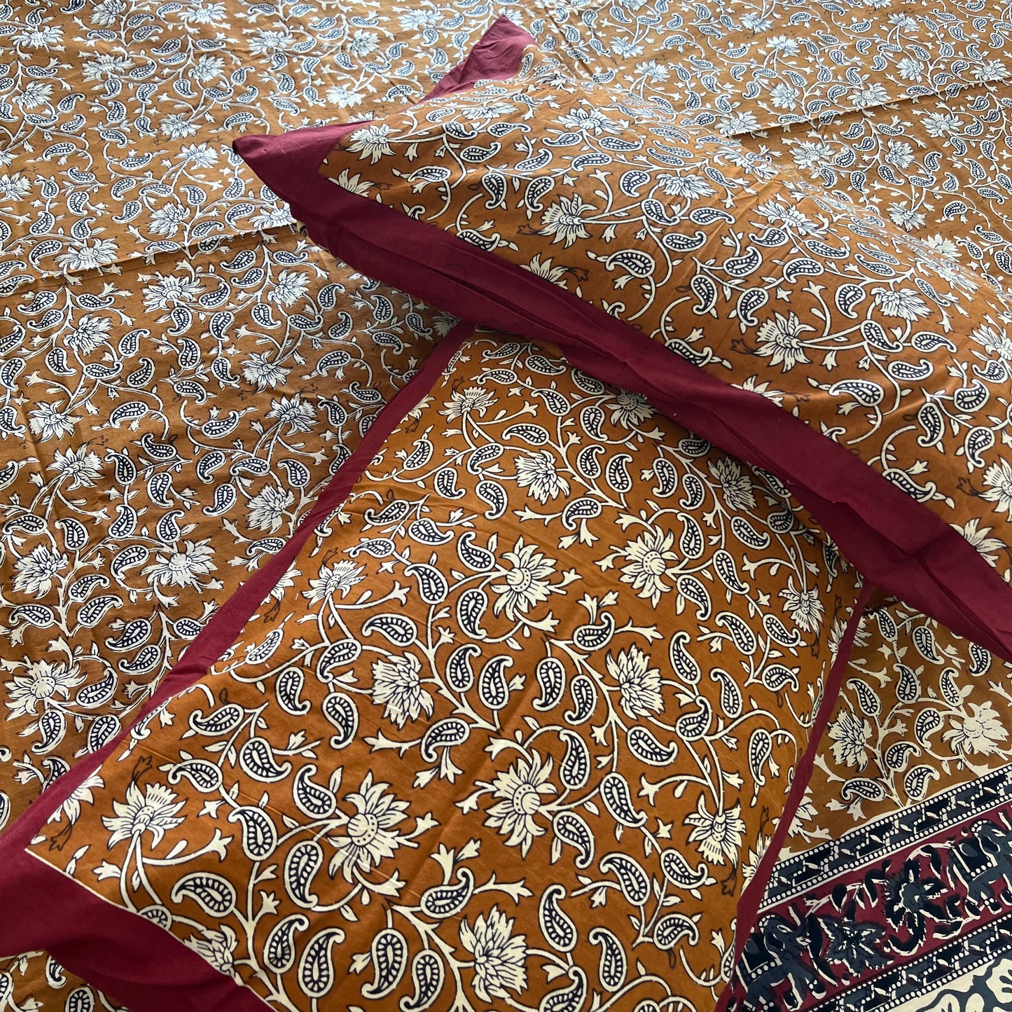 Mustard yellow Kalamkari  Bedsheet with 2 Pillow covers