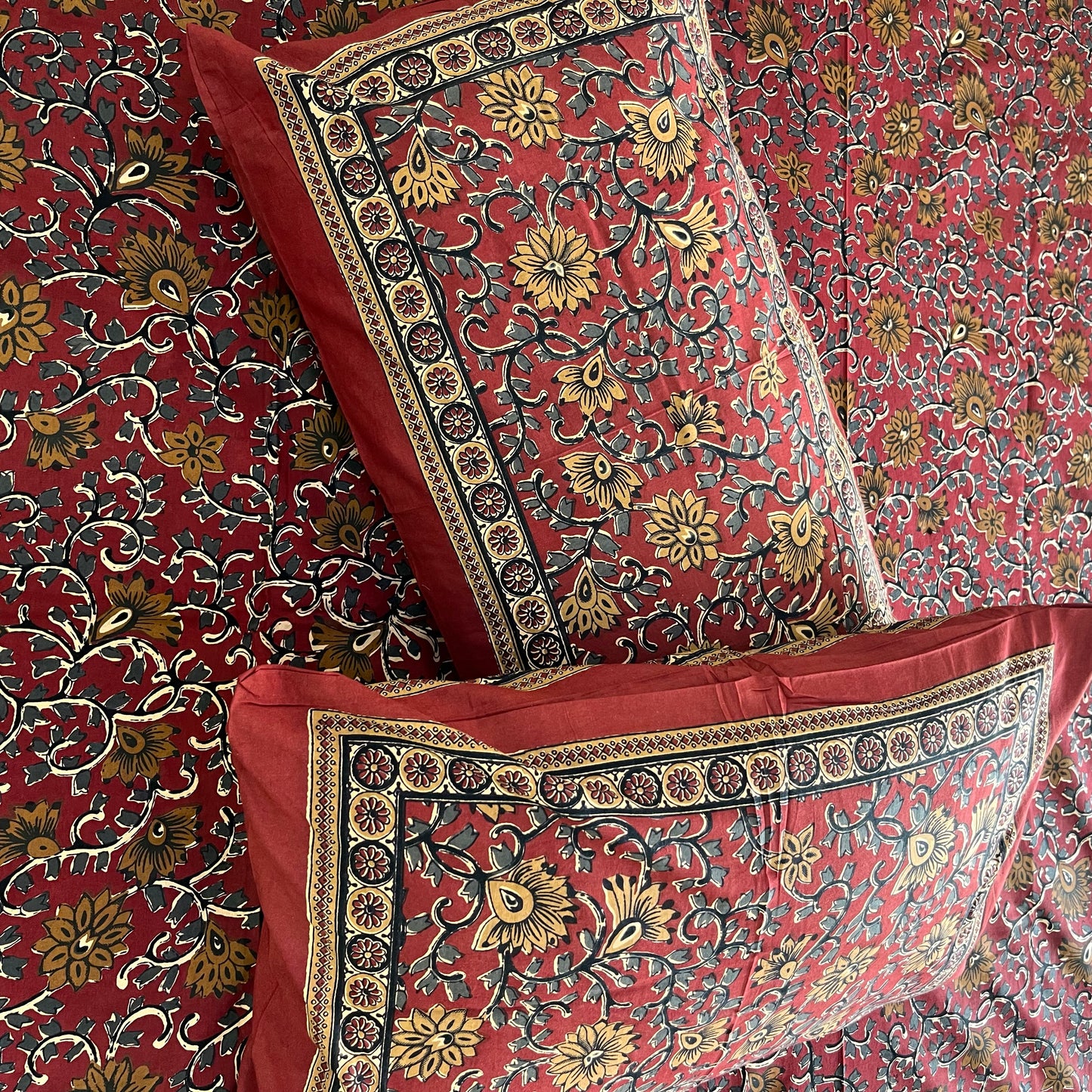Red Kalamkari Bedsheet with 2 Pillow covers