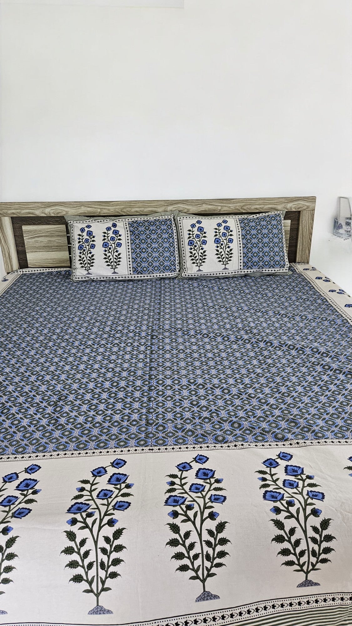 Blue Floral Double Bedsheet with 2 Pillow Cover