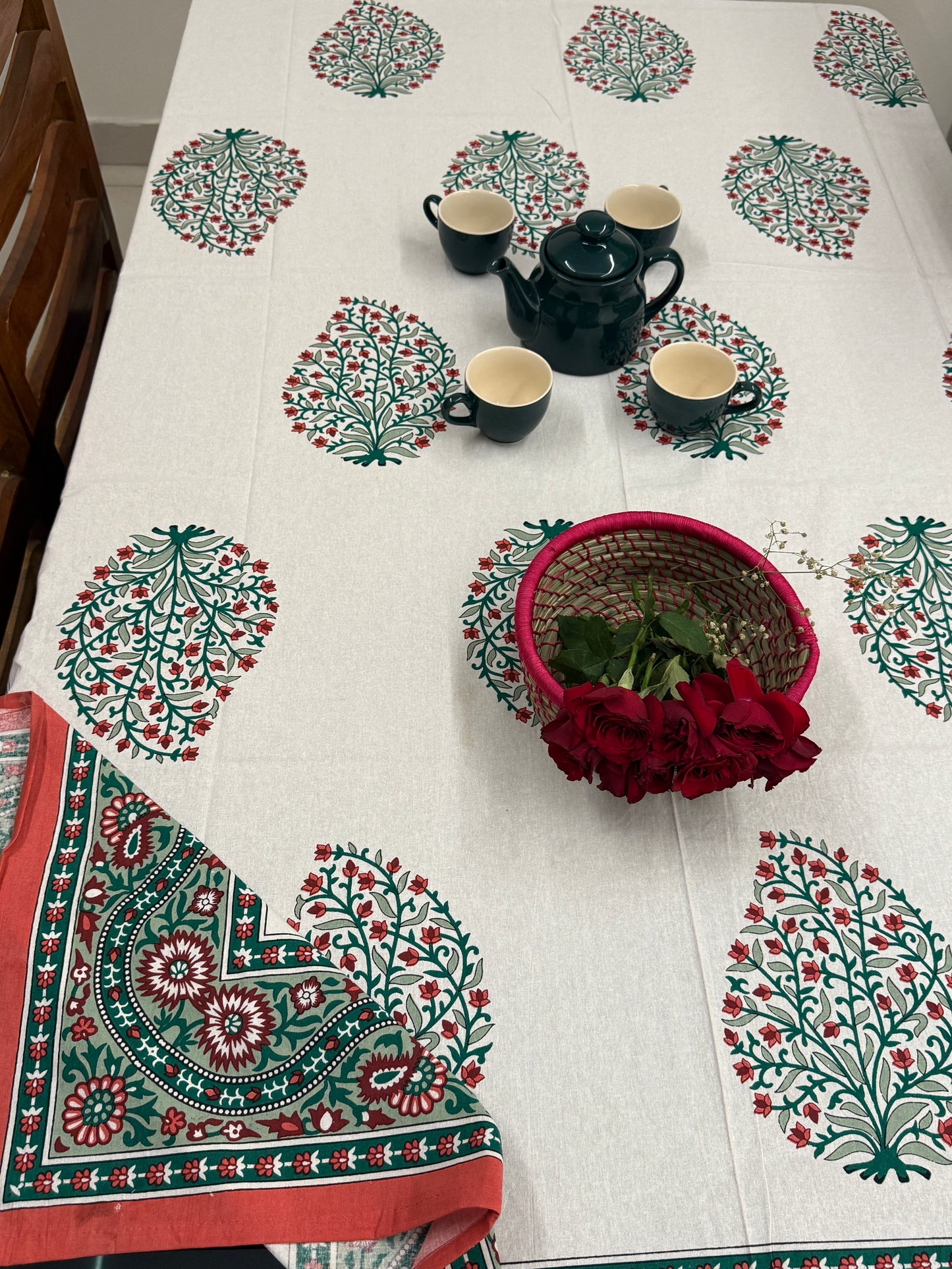 Floral White Red Cotton Handblock Table Cover – 60x90 Inches for 6-Seater Dining Tables