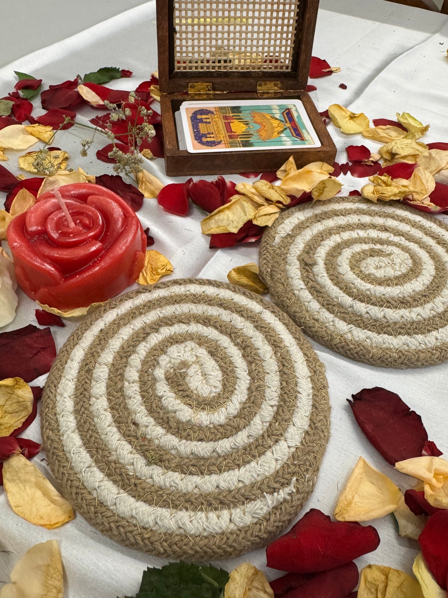 Spiral White Jute  Festive Coasters Set of 4