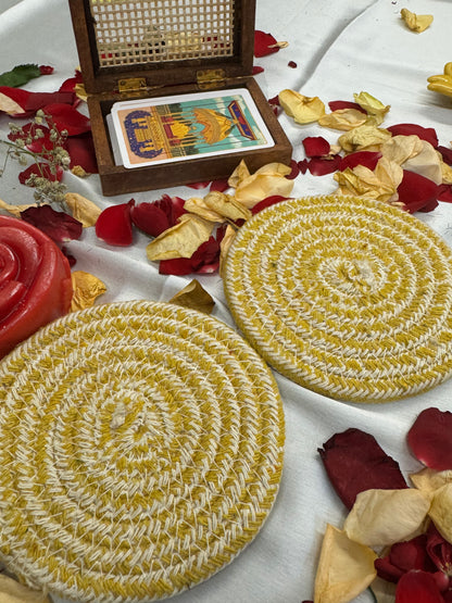 Round Decorative  Jute Coaster for Dining Set of Four