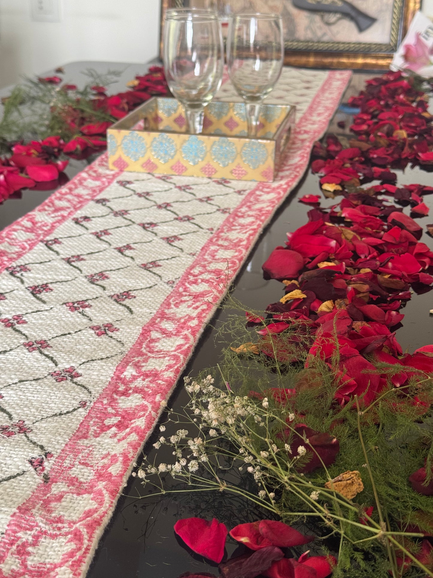 Pink Floral Green Chain Handblock Premium Jute Table Runner