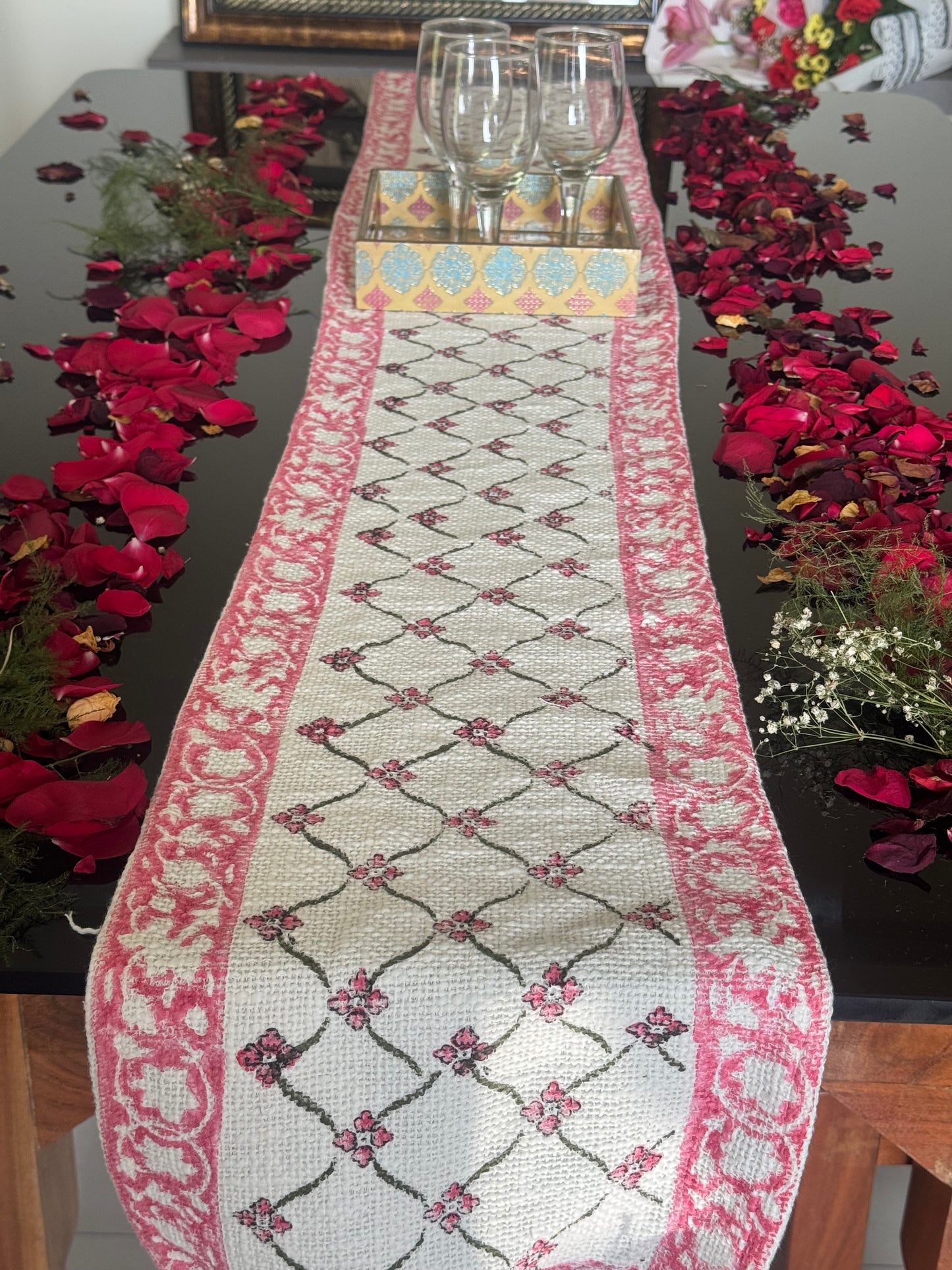 Pink Floral Green Chain Handblock Premium Jute Table Runner
