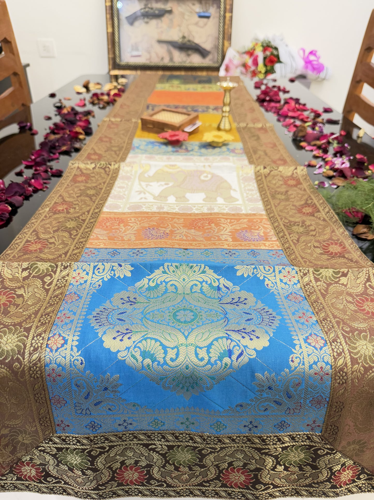 Brown Banarasi Silk Patchwork Table Runner – Elegant Brocade & Art Silk Table Décor for Luxurious Interiors
