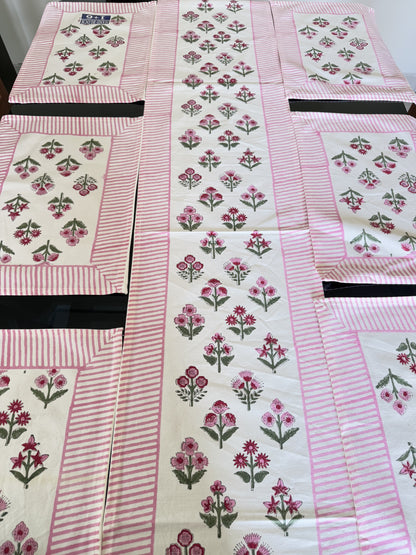 RED PINK BORDER DECORATIVE  FESTIVE COTTON RUNNER AND MAT (1+6)