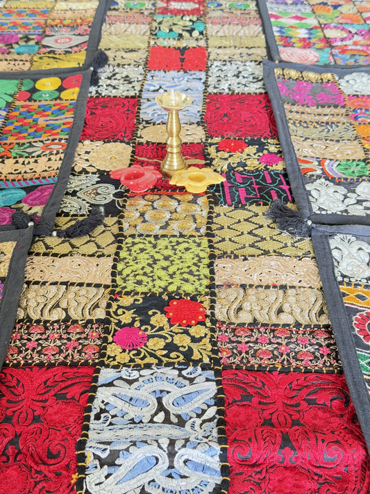 Black Kambadiya Patchwork Rajasthani Runner Set with 6 Placemats