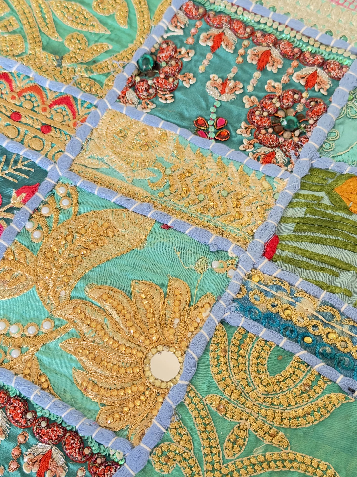 Light Blue Kambadiya Patchwork Rajasthani Table Runner Set with 6 Placemats