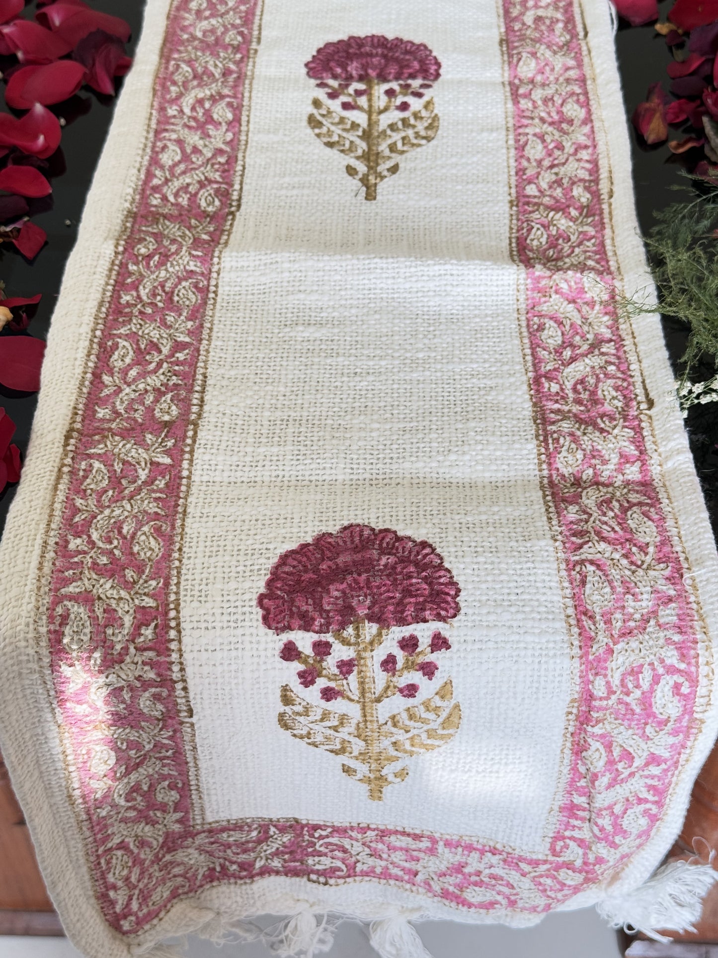 Pink Single Flower with Boarder Handblock Premium Jute Table Runner