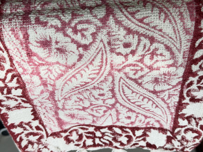 Red Bordered Pink Center Premium Jute Table Runner .