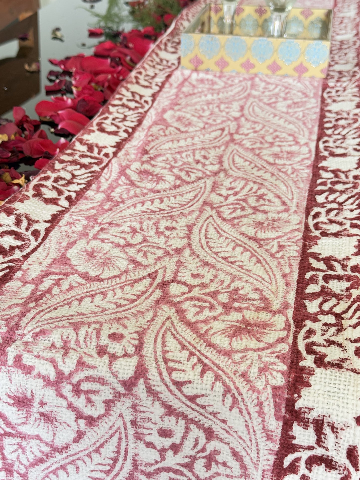 Red Bordered Pink Center Premium Jute Table Runner .