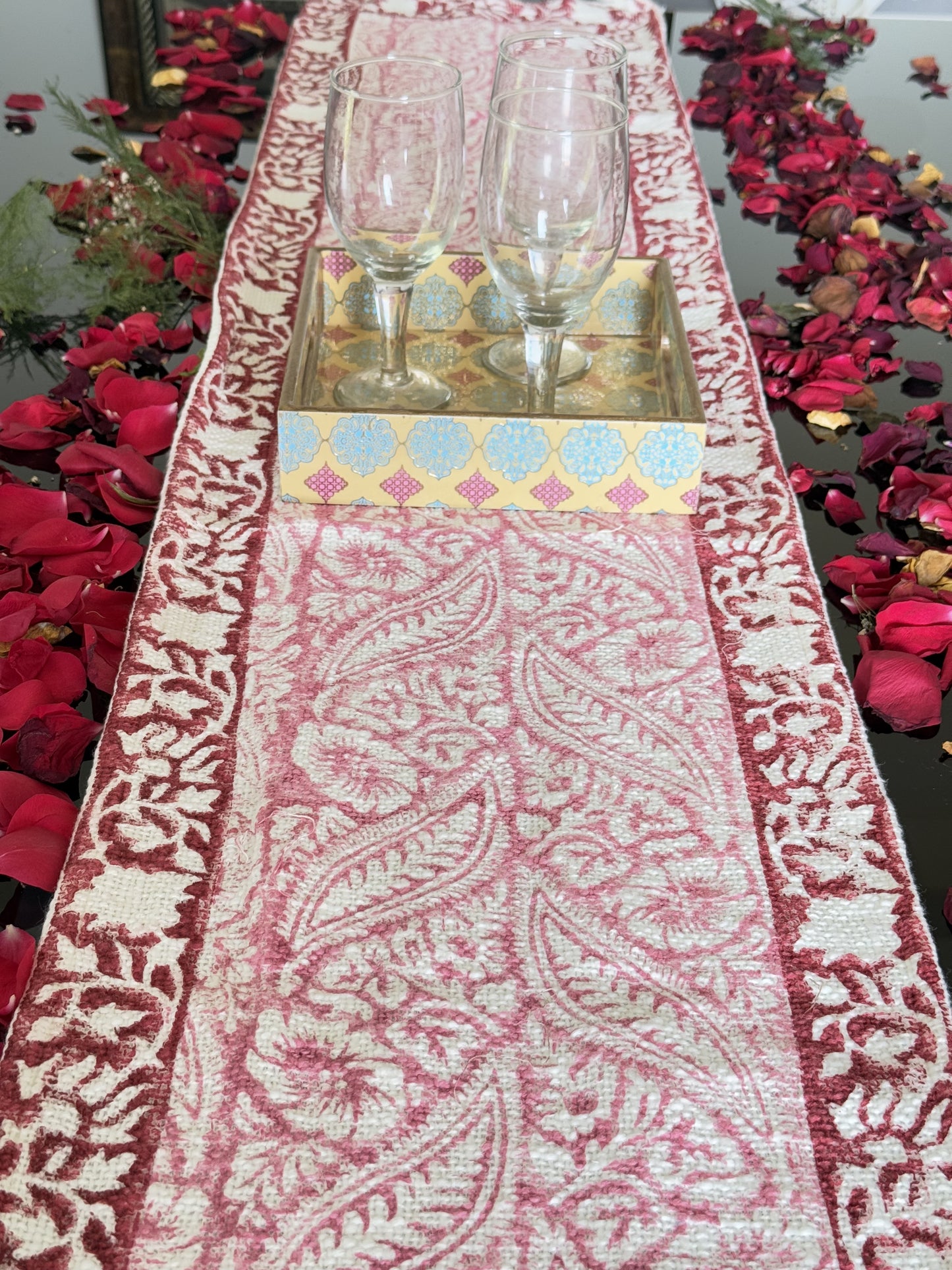 Red Bordered Pink Center Premium Jute Table Runner .