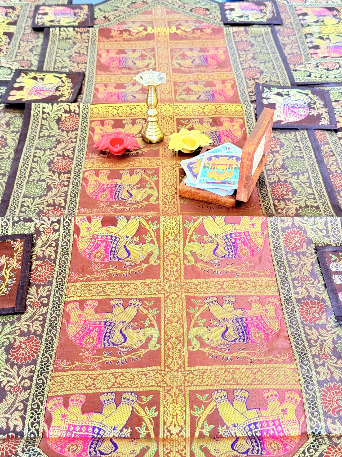 GOLD DECORATIVE FESTIVE BANARASI AILK RUNNER MAT AND COASTER SET