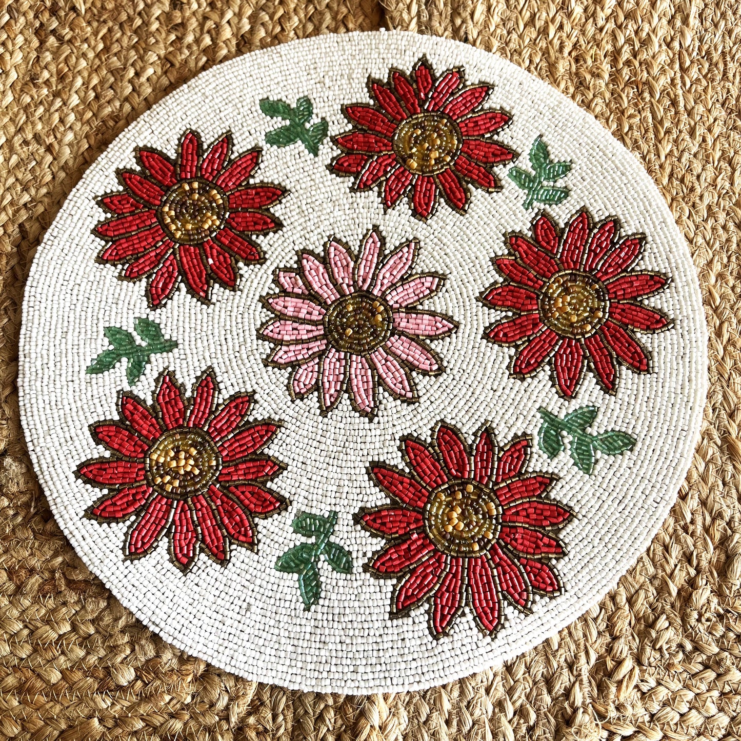 Red Flower Handcrafted Beaded Placemat – 14-inch Round Decorative Table Mat