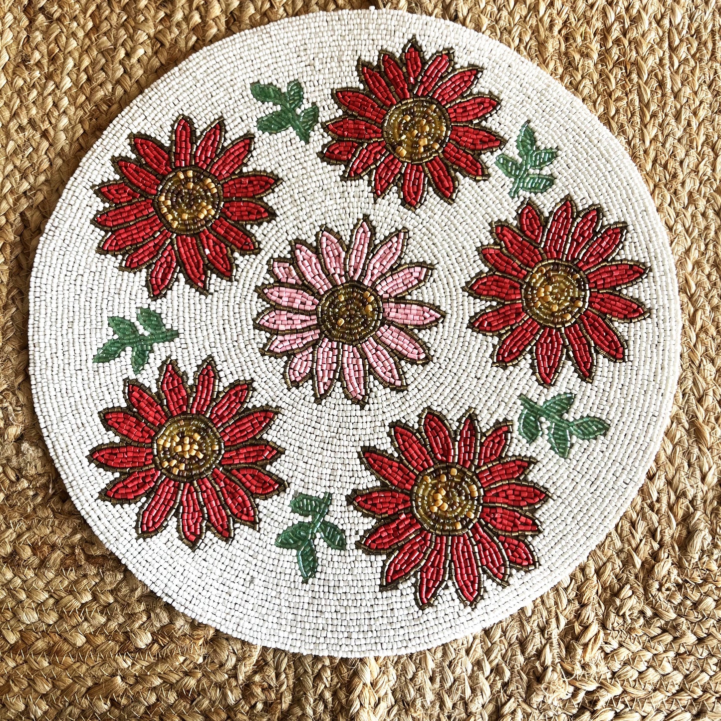 Red Flower Handcrafted Beaded Placemat – 14-inch Round Decorative Table Mat