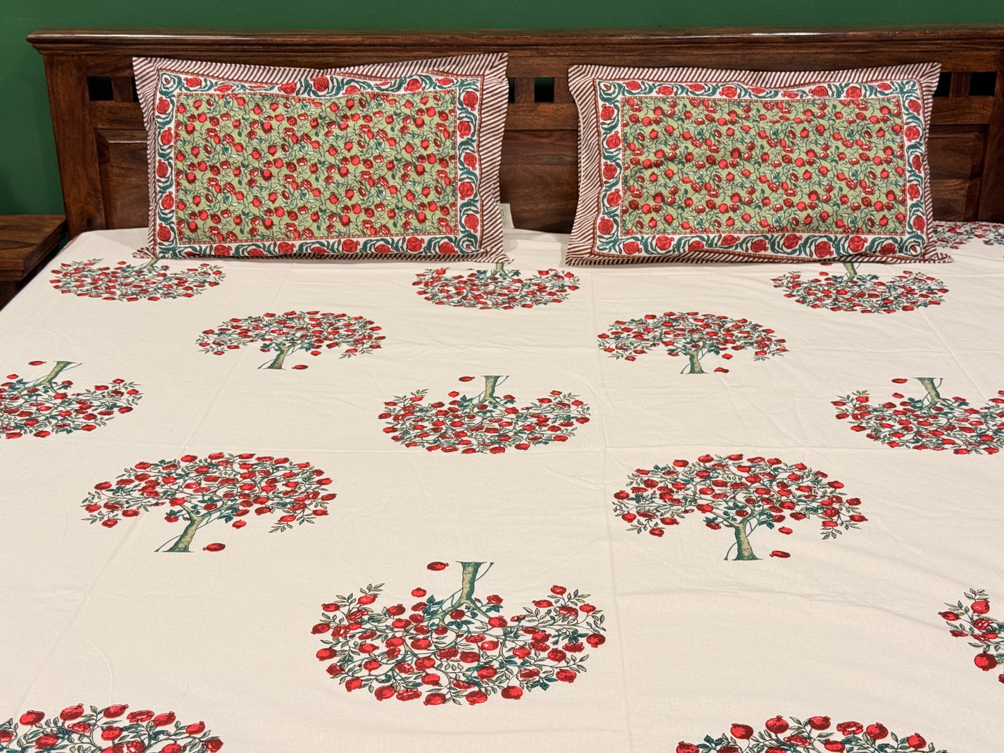 Red Bunch Floral Premium Cotton Double  Handblock Bedsheet