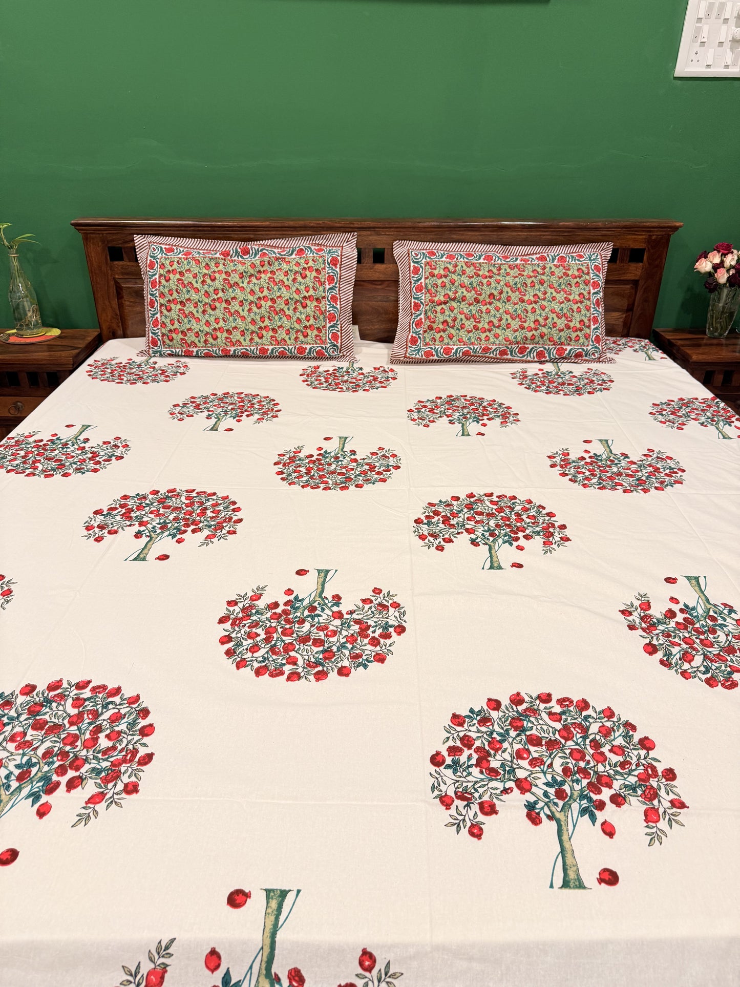 Red Bunch Floral Premium Cotton Double  Handblock Bedsheet