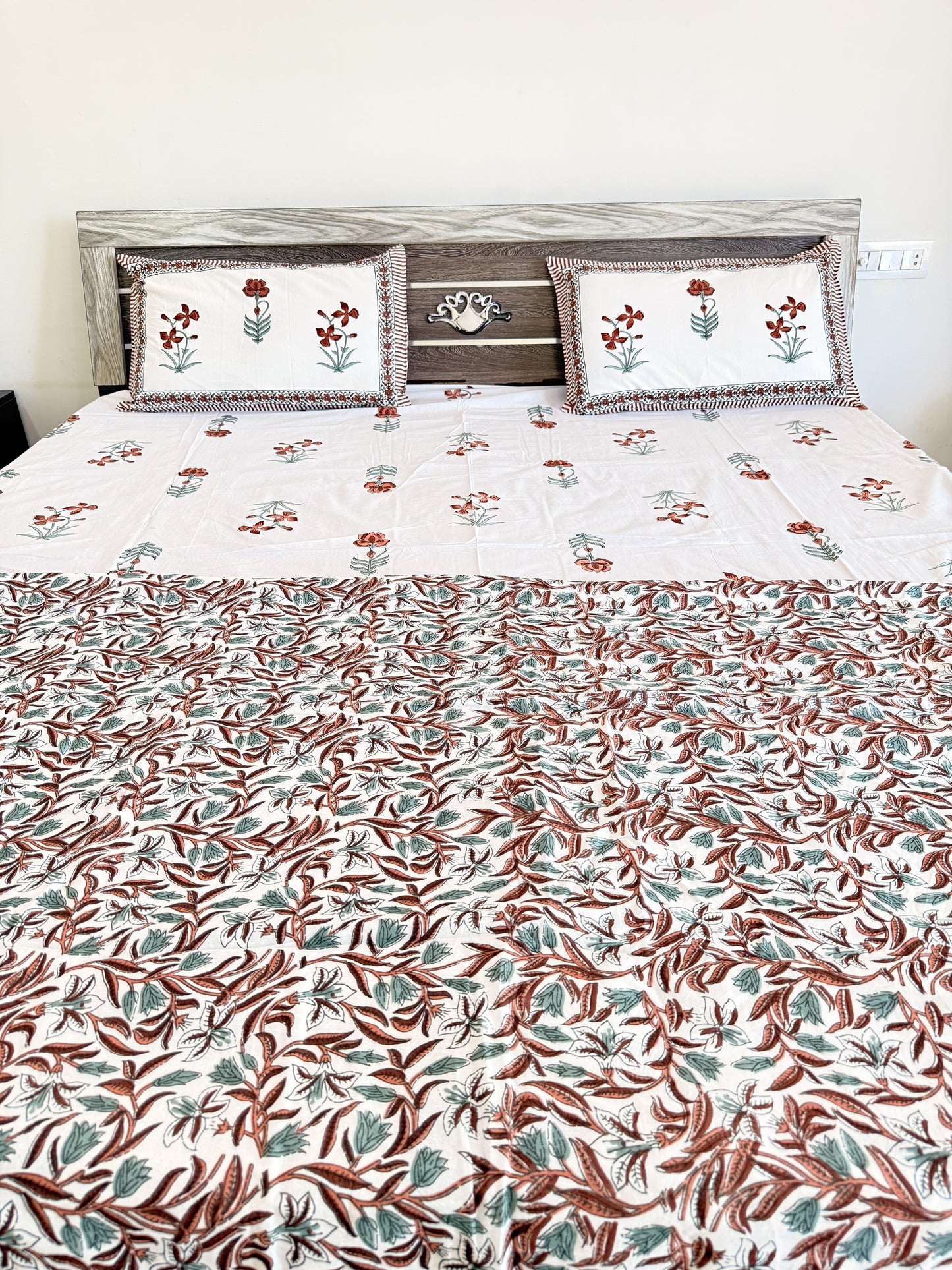 Red Single Floral Handblock Double Bedsheet