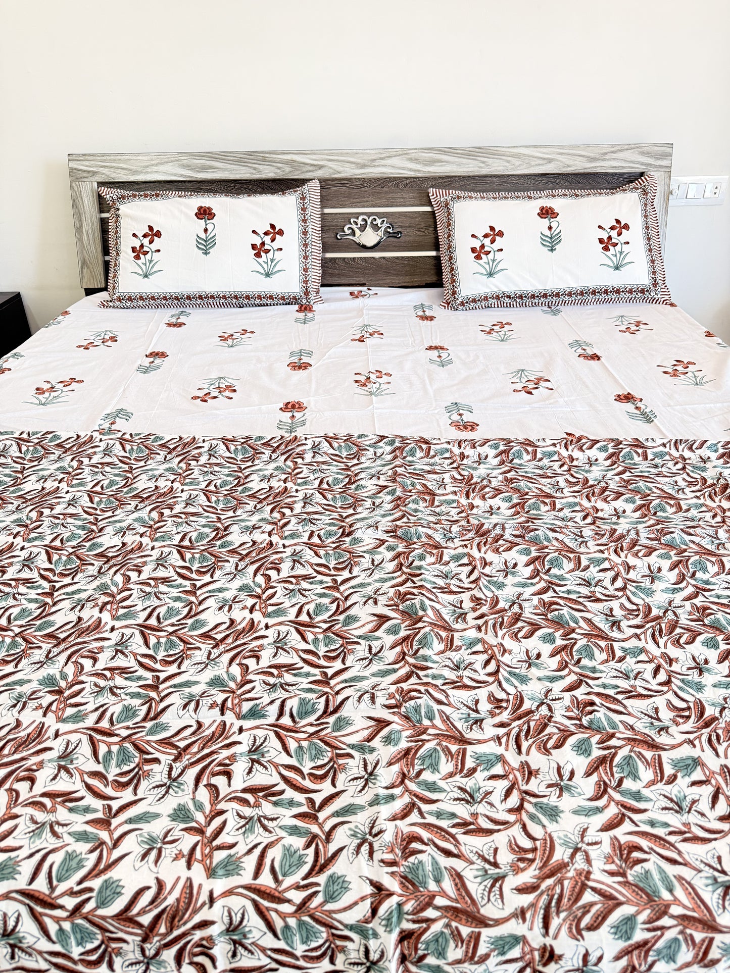 Red Single Floral Double Dohar, Bedsheet and Pillow Cover Set