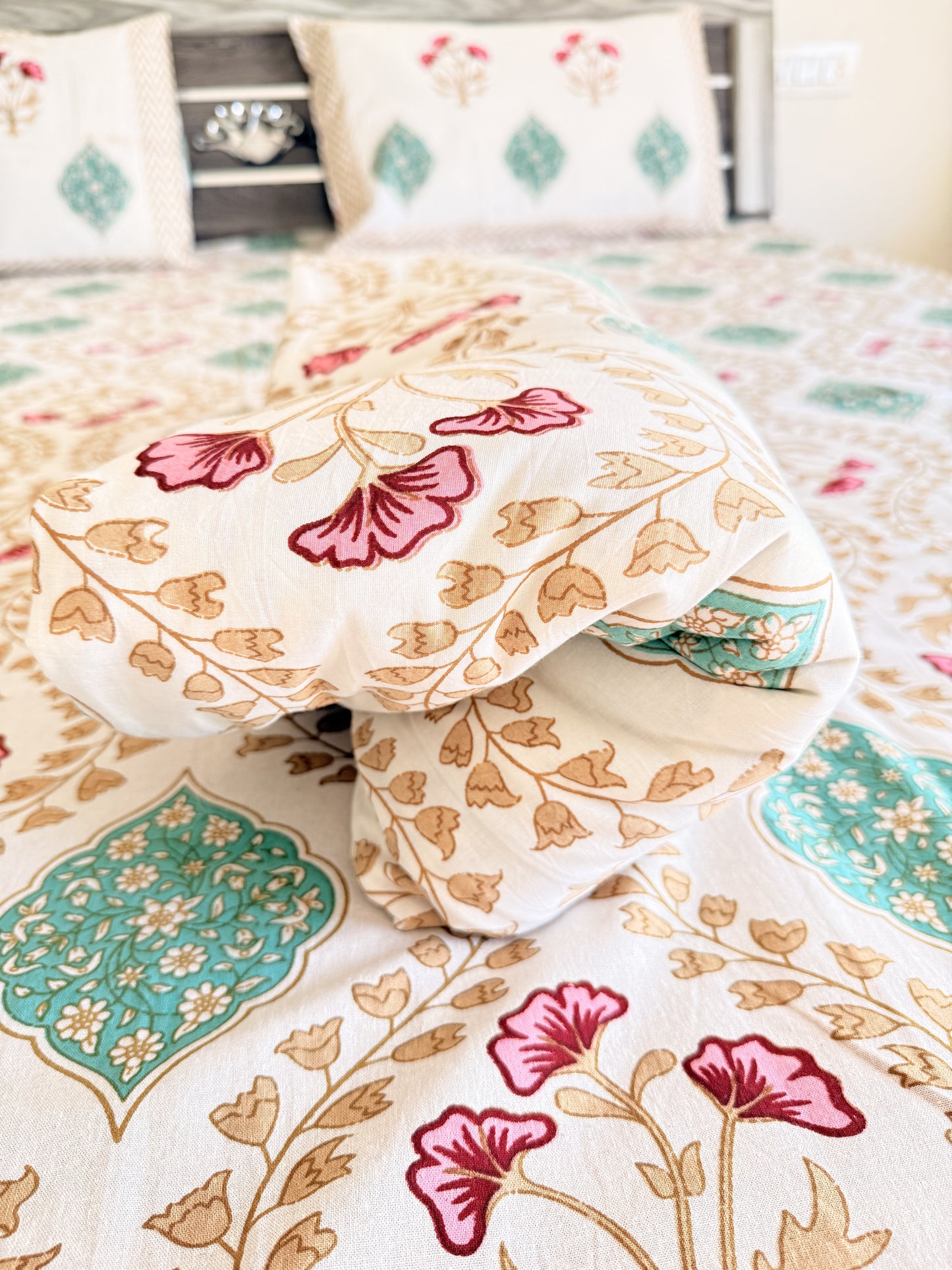 Brown wave Handblock Cotton Double Dohar with Double Bedsheet