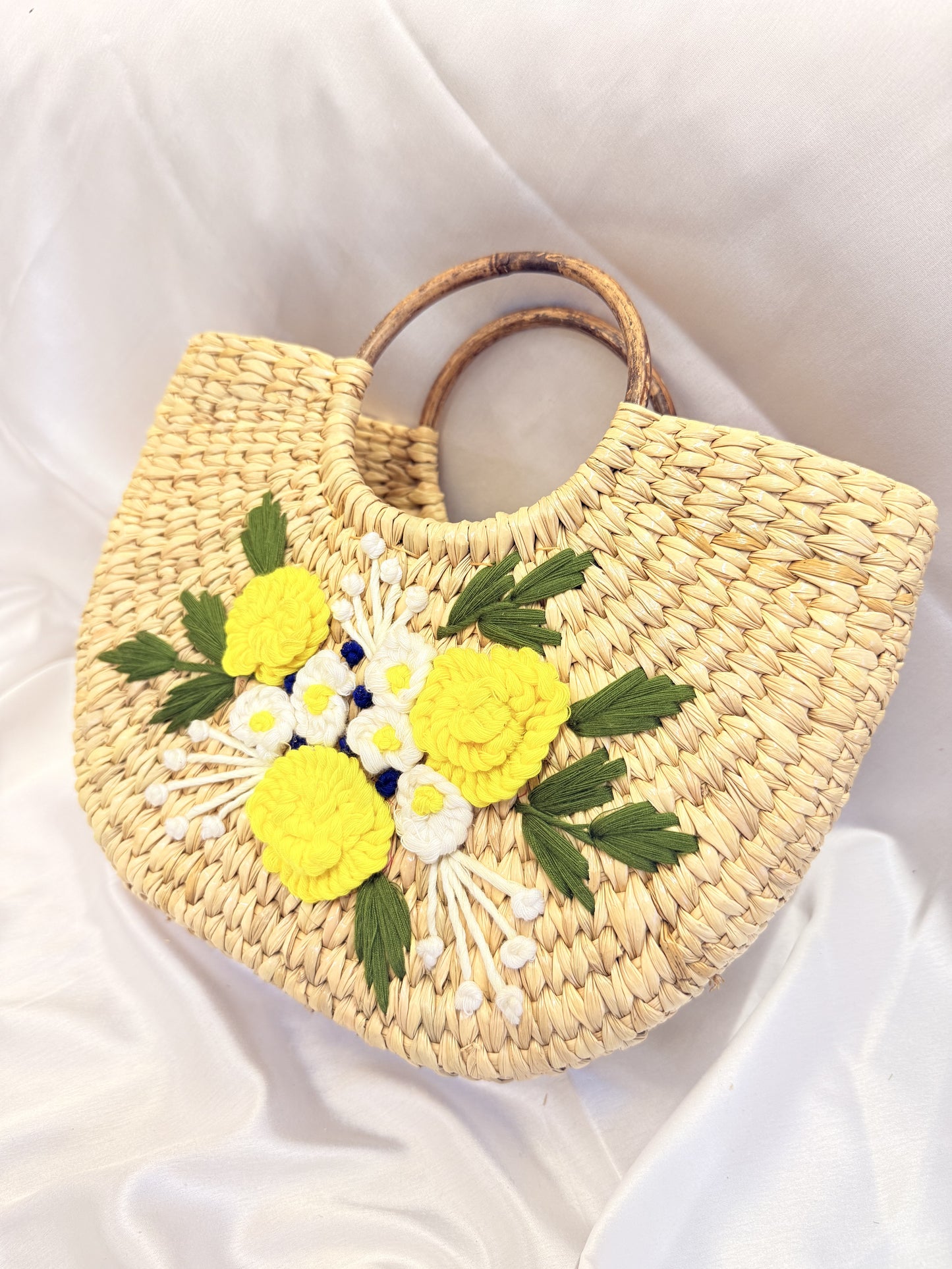 Yellow White Daisy U-Shaped Kauna Embroidery Bag
