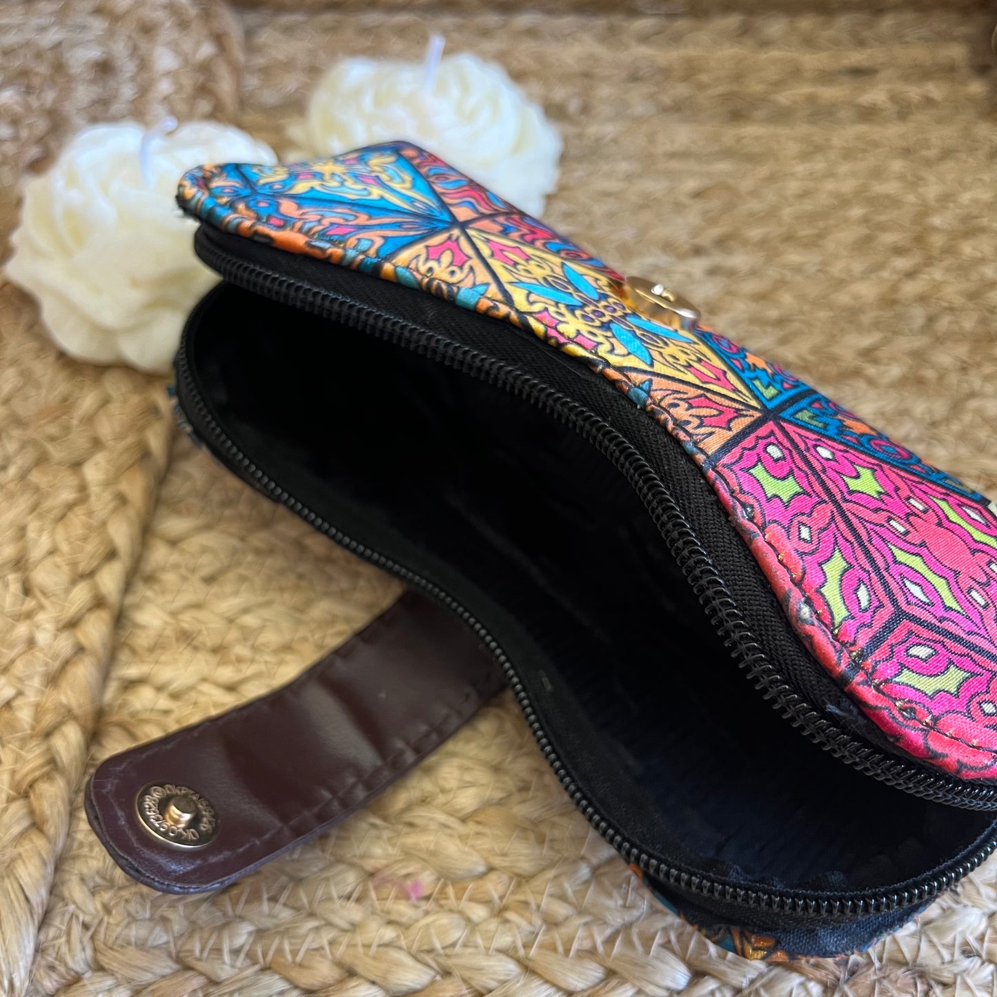 Pink Multicolor Abstract Printed Unisex Goggle Case
