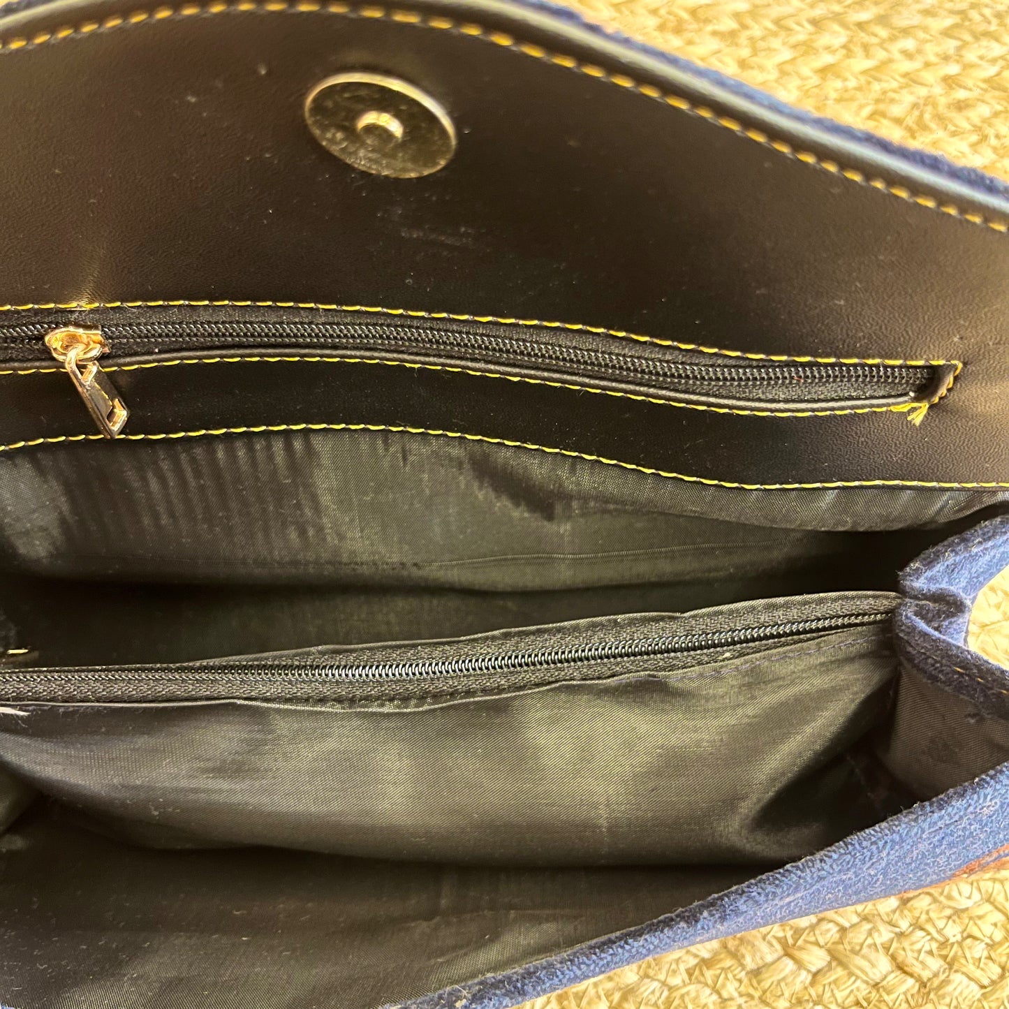 Navy Blue Premium Kashmiri Velvet Embroidered Clutch
