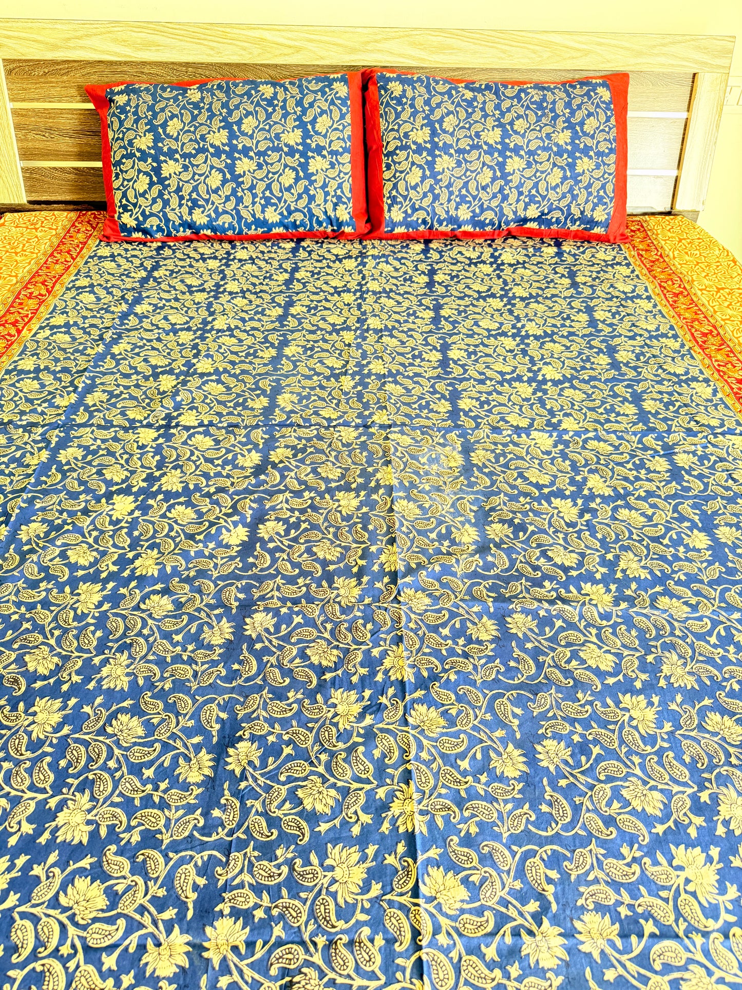 Blue Kalamkari King Size Bedsheet with 2 Pillow covers