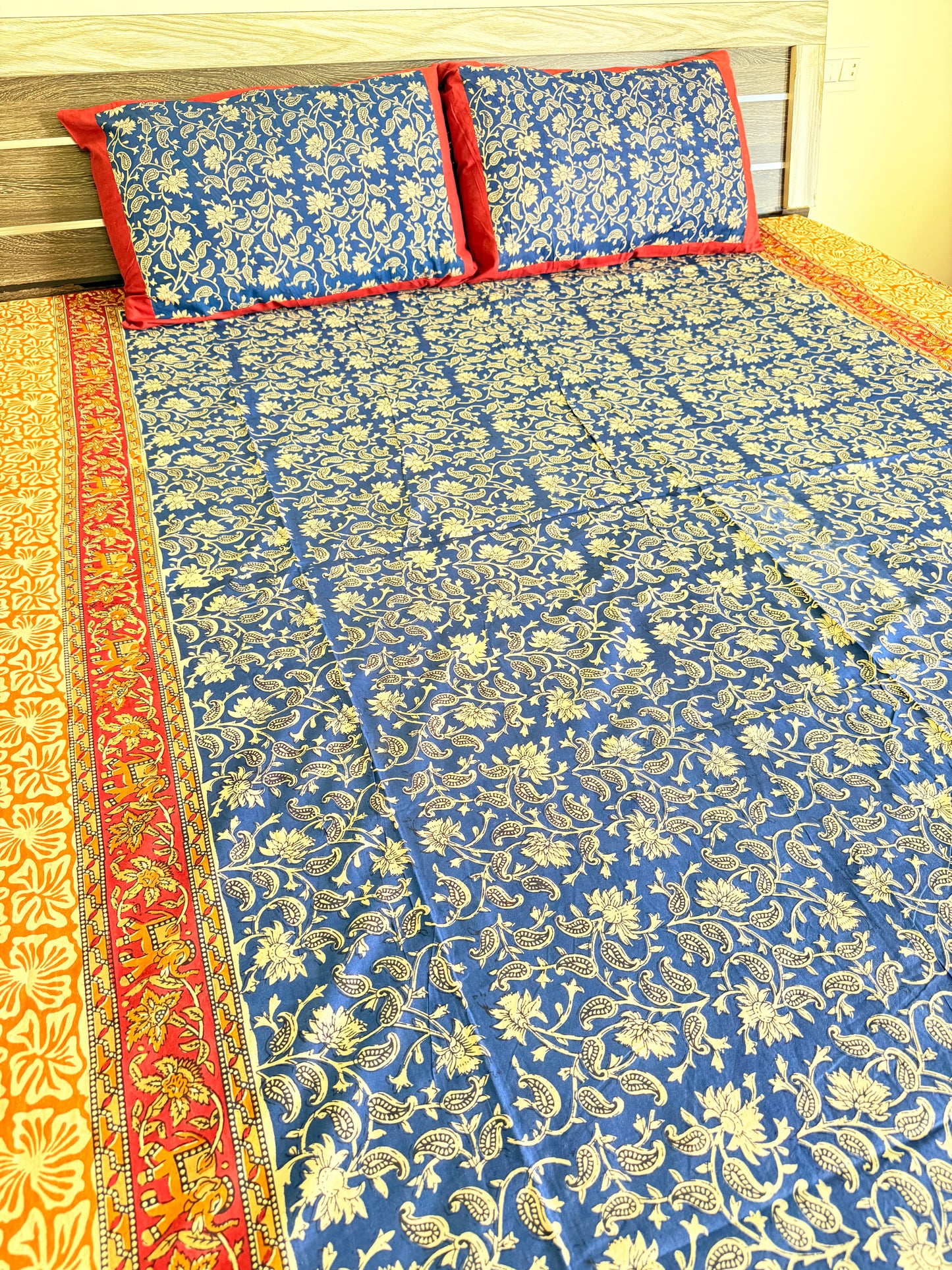 Blue Kalamkari King Size Bedsheet with 2 Pillow covers
