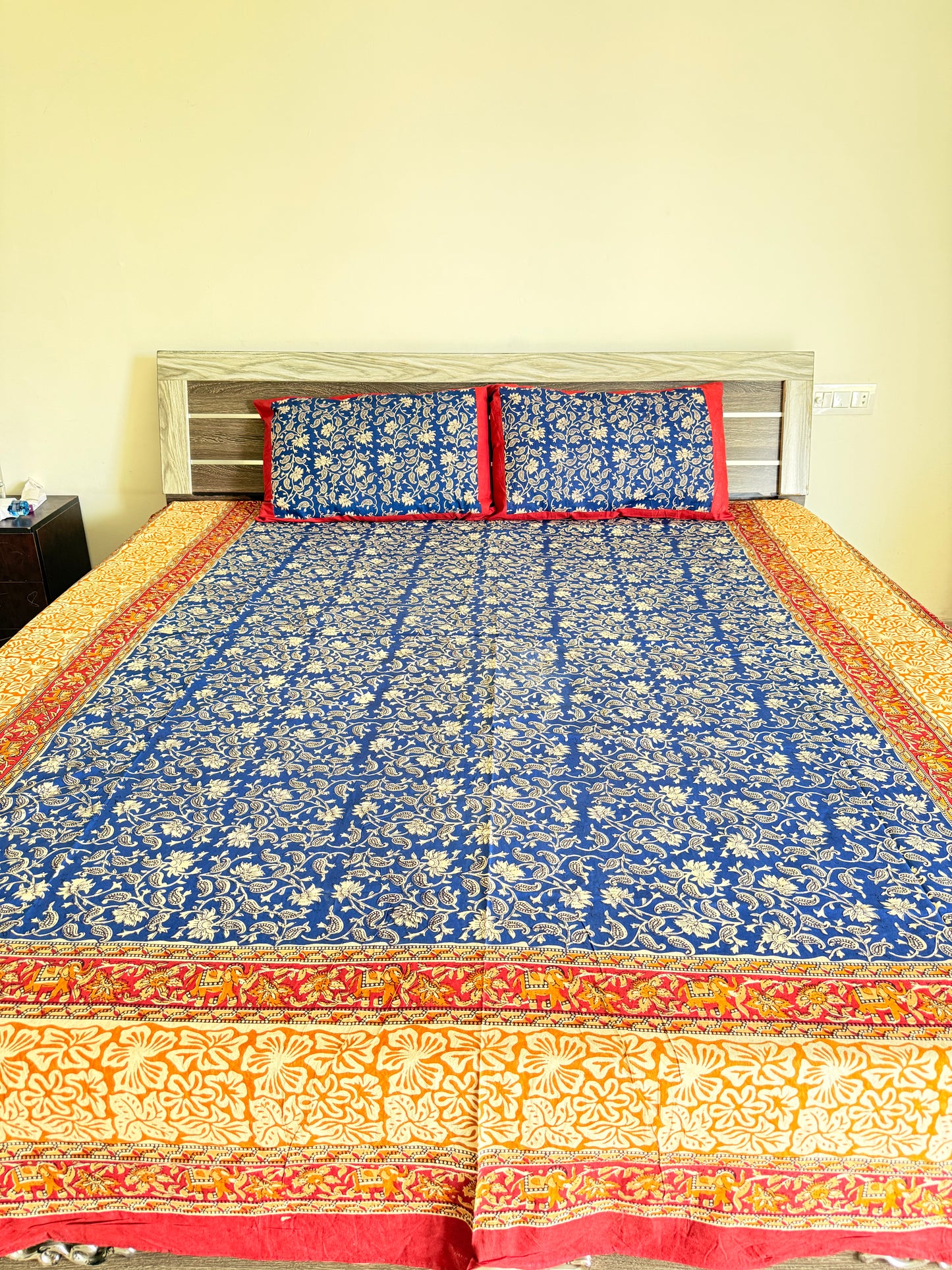 Blue Kalamkari King Size Bedsheet with 2 Pillow covers