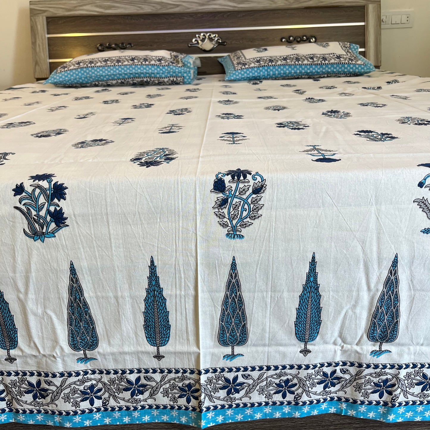 Handblock White Blue Cotton Double Bedsheet