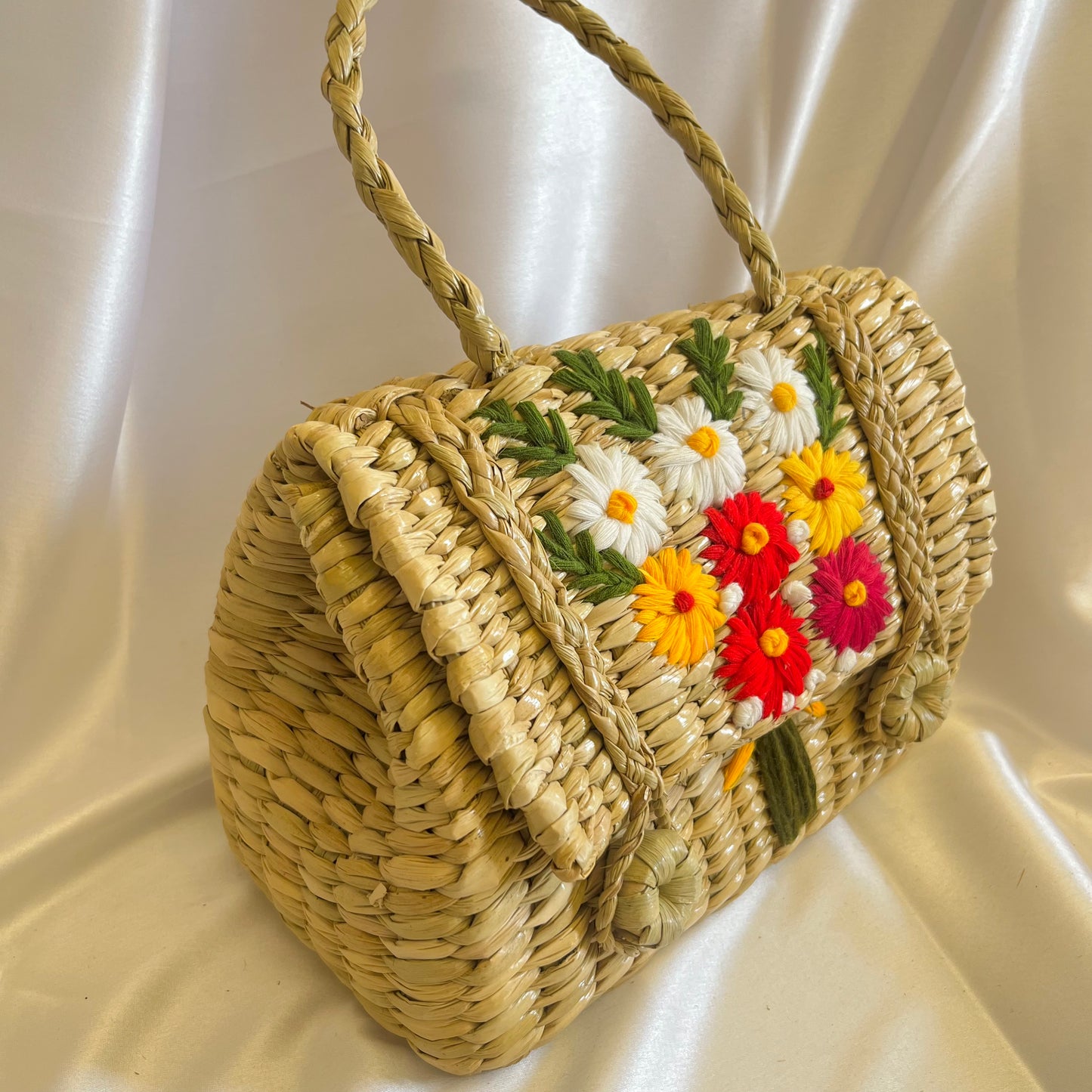 Multicolour Embroidery Kauna Grass Handcrafted Handbag