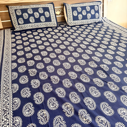 Mehendi Abstract Indigo Cotton Bedsheet