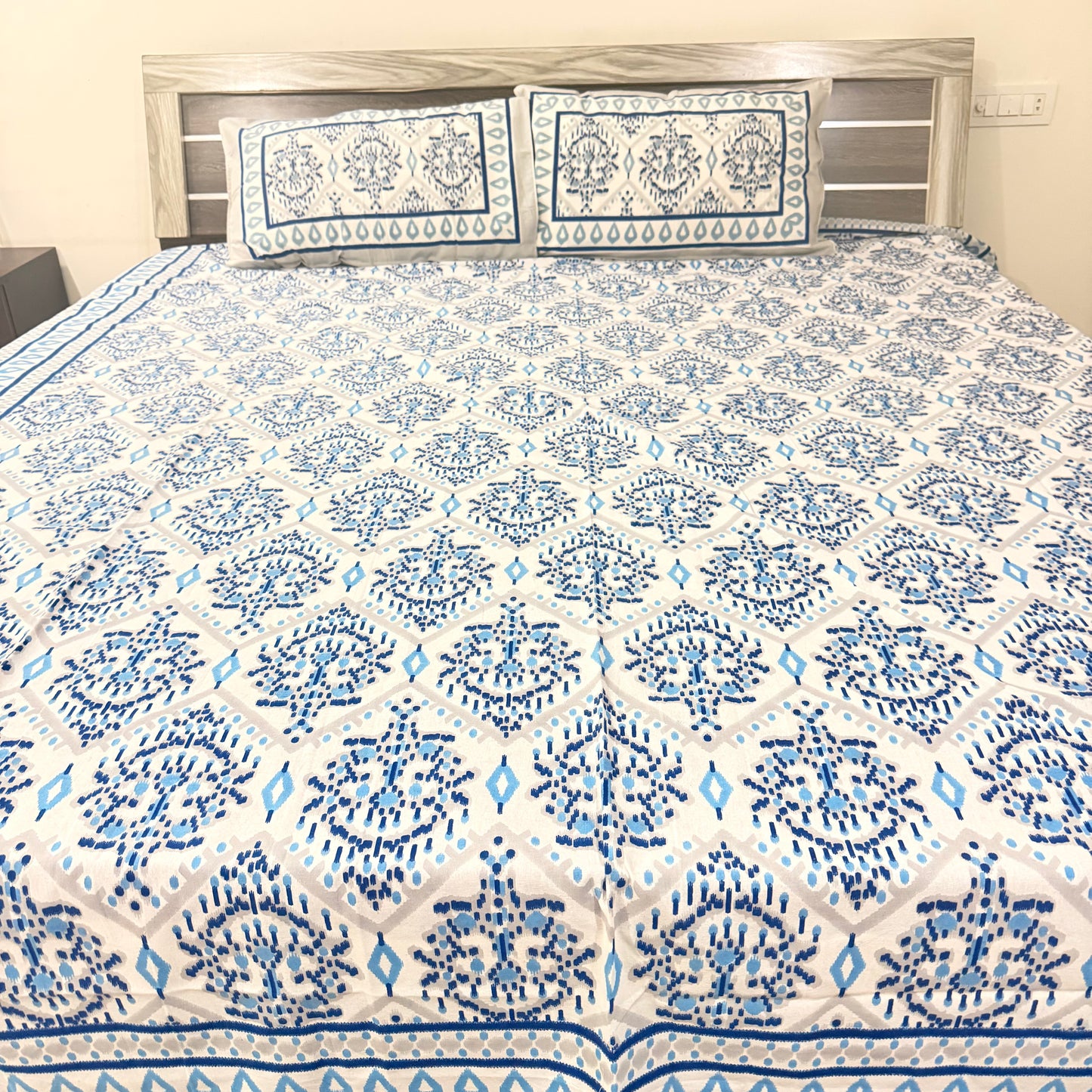 Blue Geometric Pattern Cotton Double Bedsheet