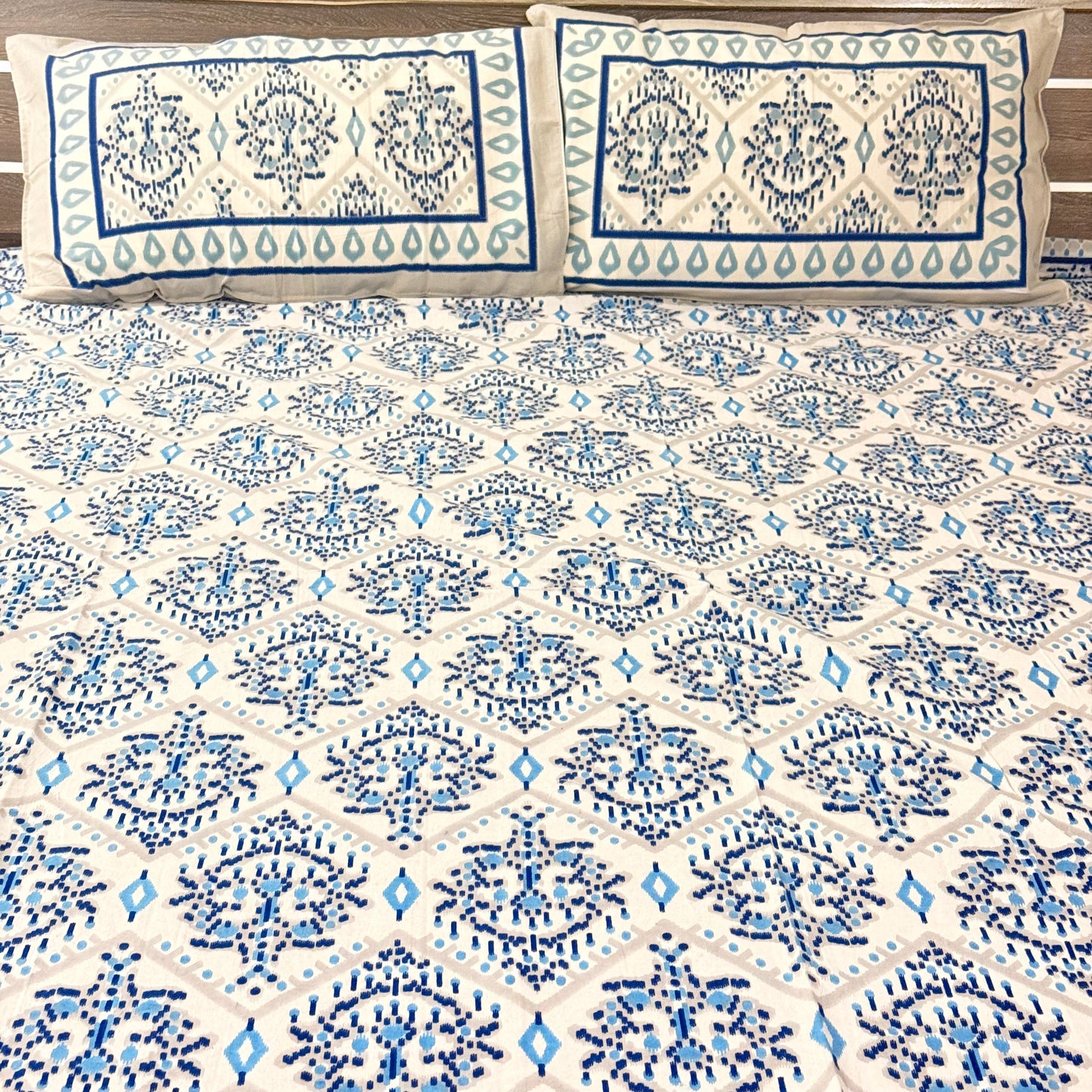 Blue Geometric Pattern Cotton Double Bedsheet
