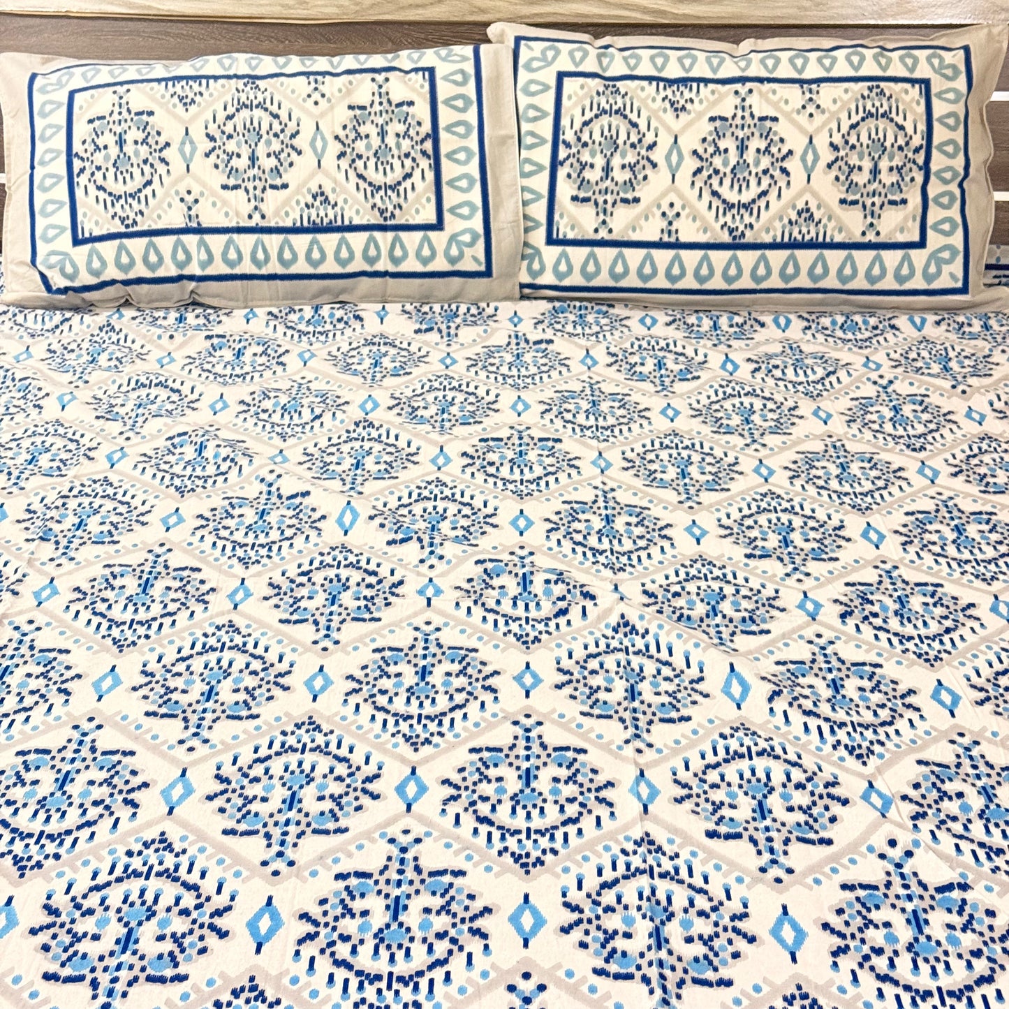 Blue Geometric Pattern Cotton Double Bedsheet