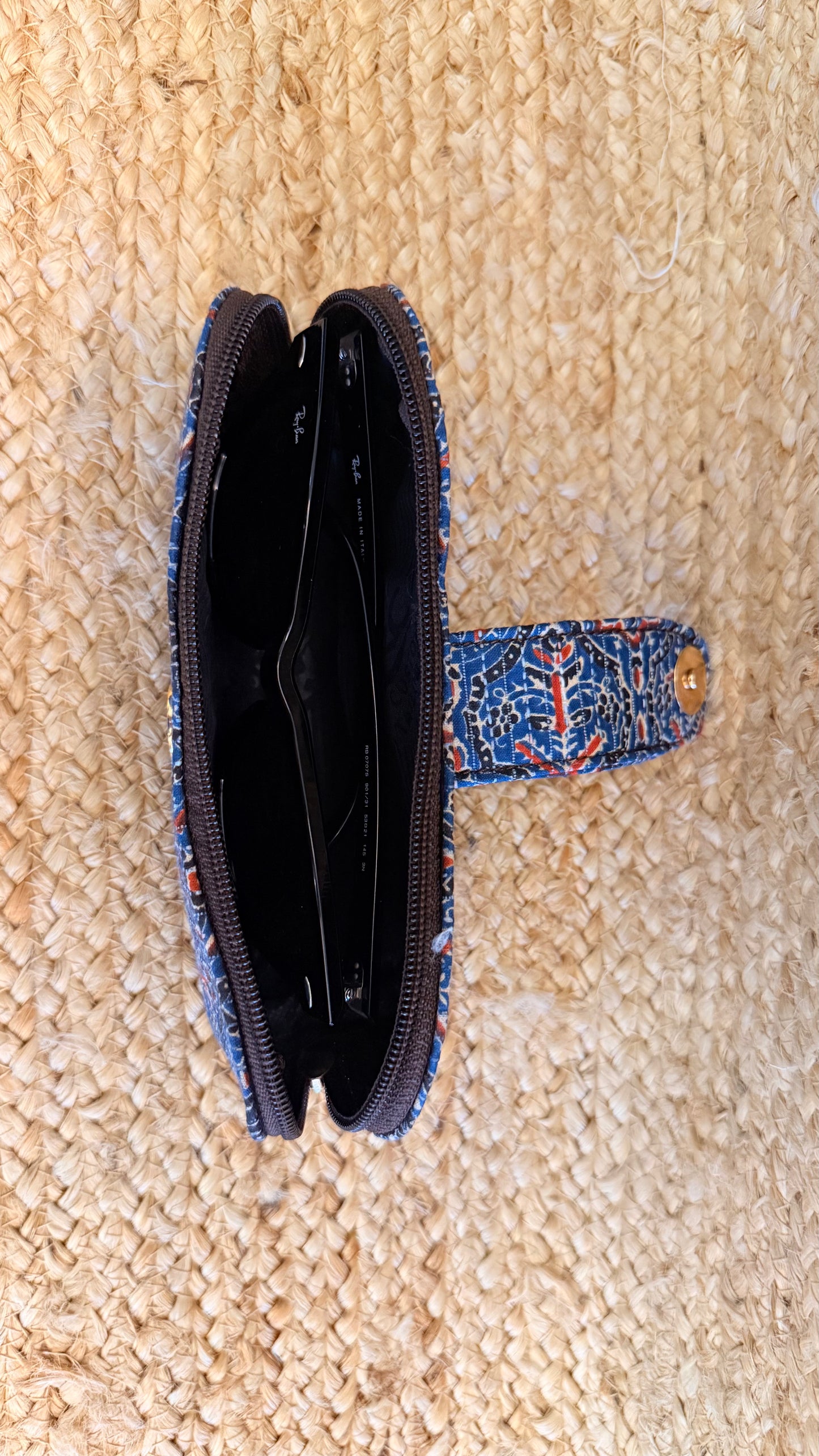 Bobby Blue goggle case
