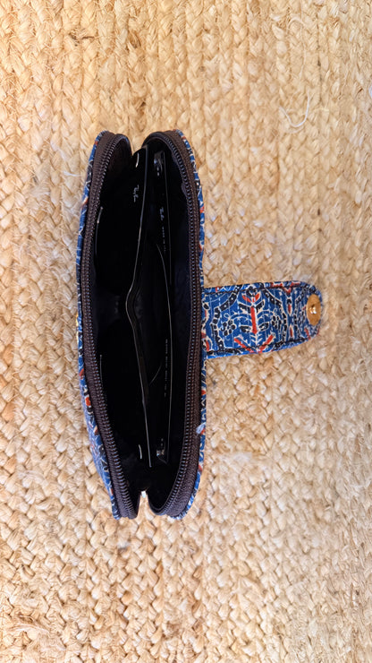 Bobby Blue goggle case