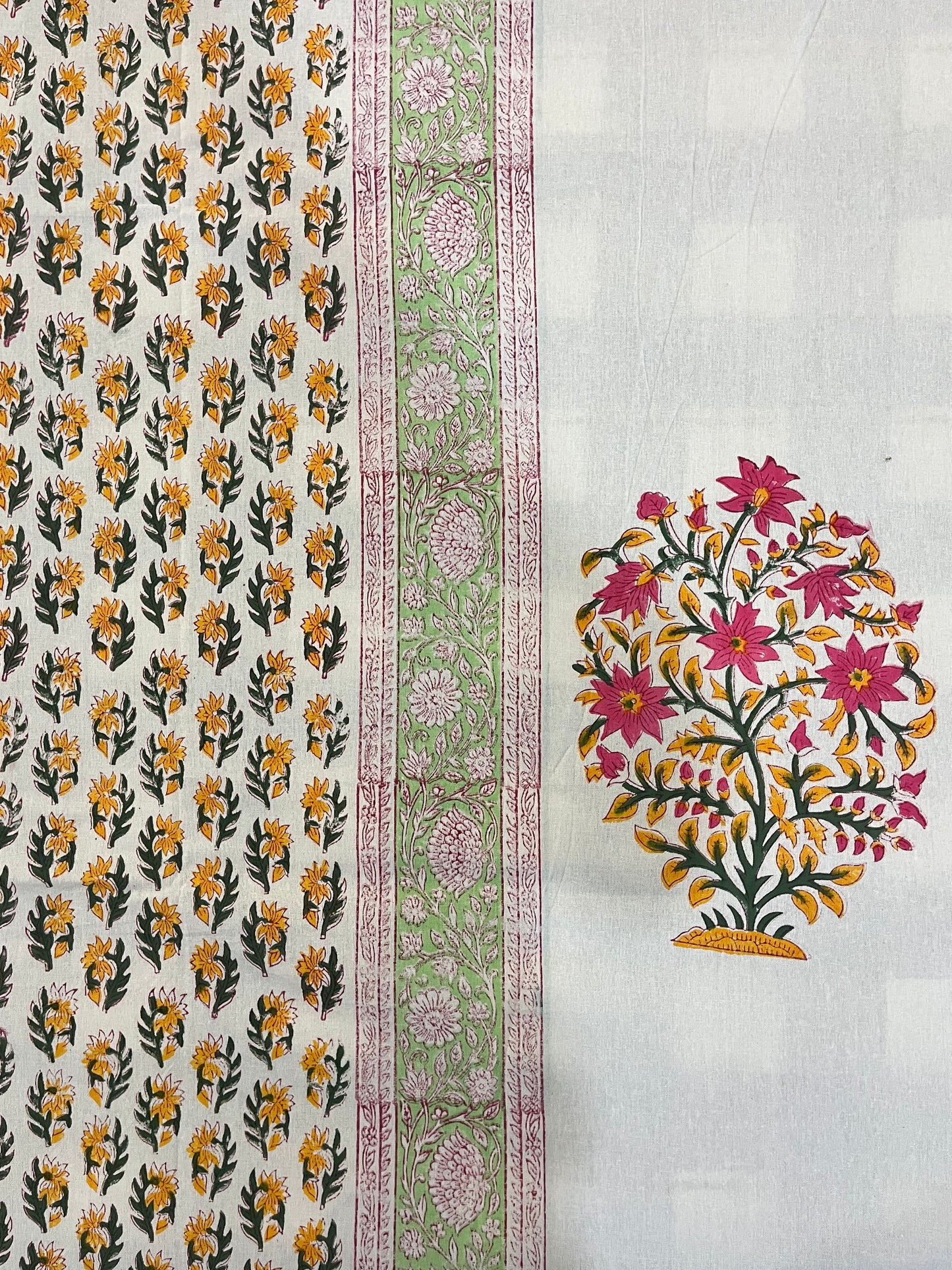 Handblock Floral Abstract Print Bedsheet (White and Pink)